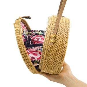Round Woven Straw Crossbody Bag in Natural Brown